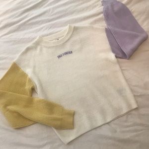 NWOT Girls H&M color block sweater “free forever” size 16/18